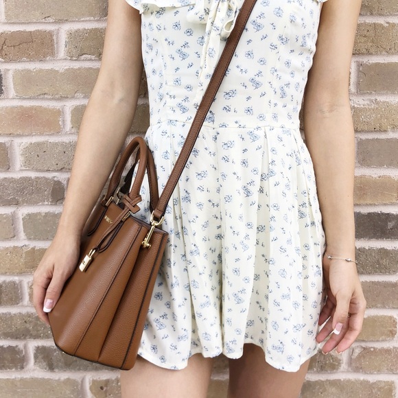 Gaby’sBags👜💕- NWT Michael Kors Medium Satchel - Picture 5 of 8